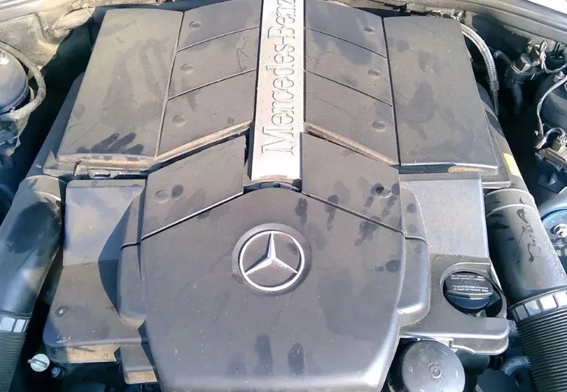 1998-2006 Mercedes S-Class Engine Assembly
