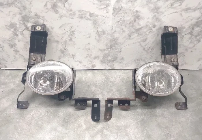 Acura RL Front Fog Lights Lamp Set
